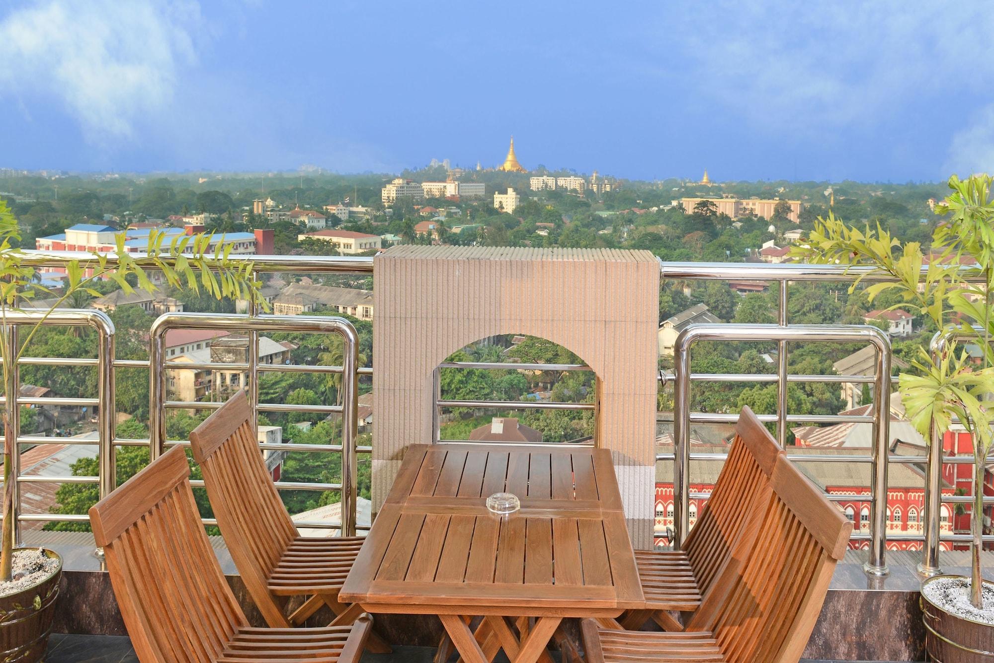 Grand United - Ahlone Branch 4*