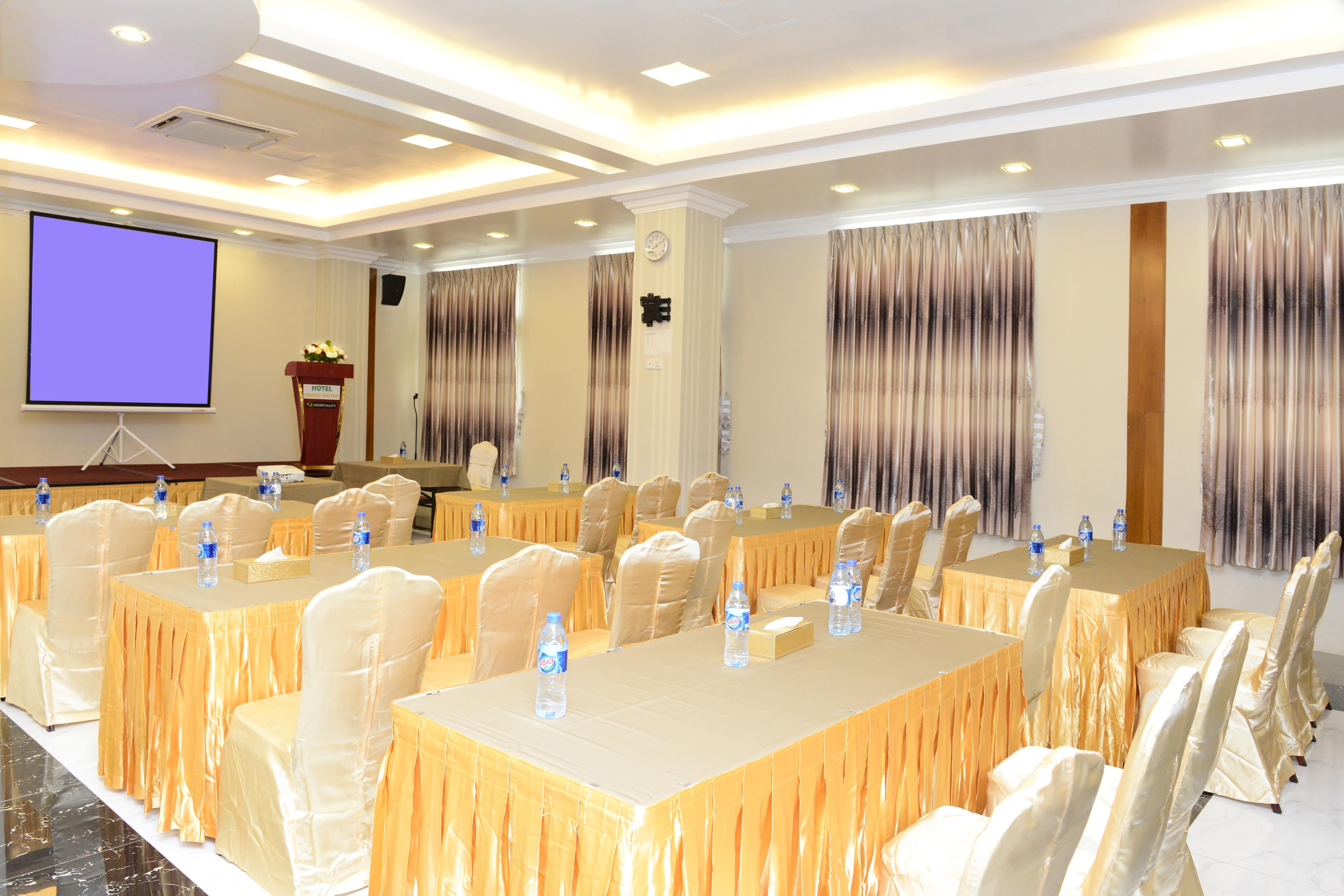Grand United - Ahlone Branch Hotel Yangon