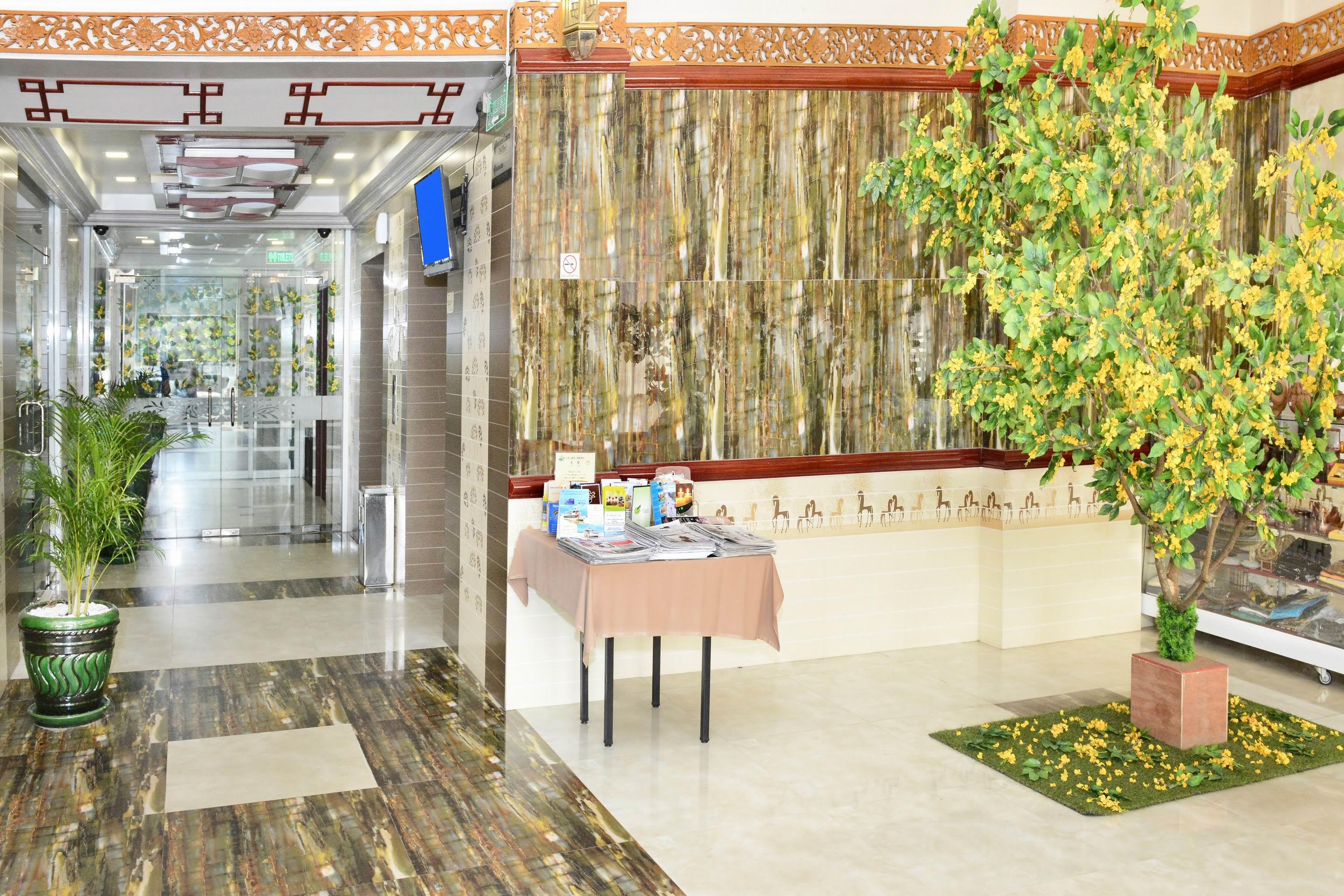 Grand United - Ahlone Branch
