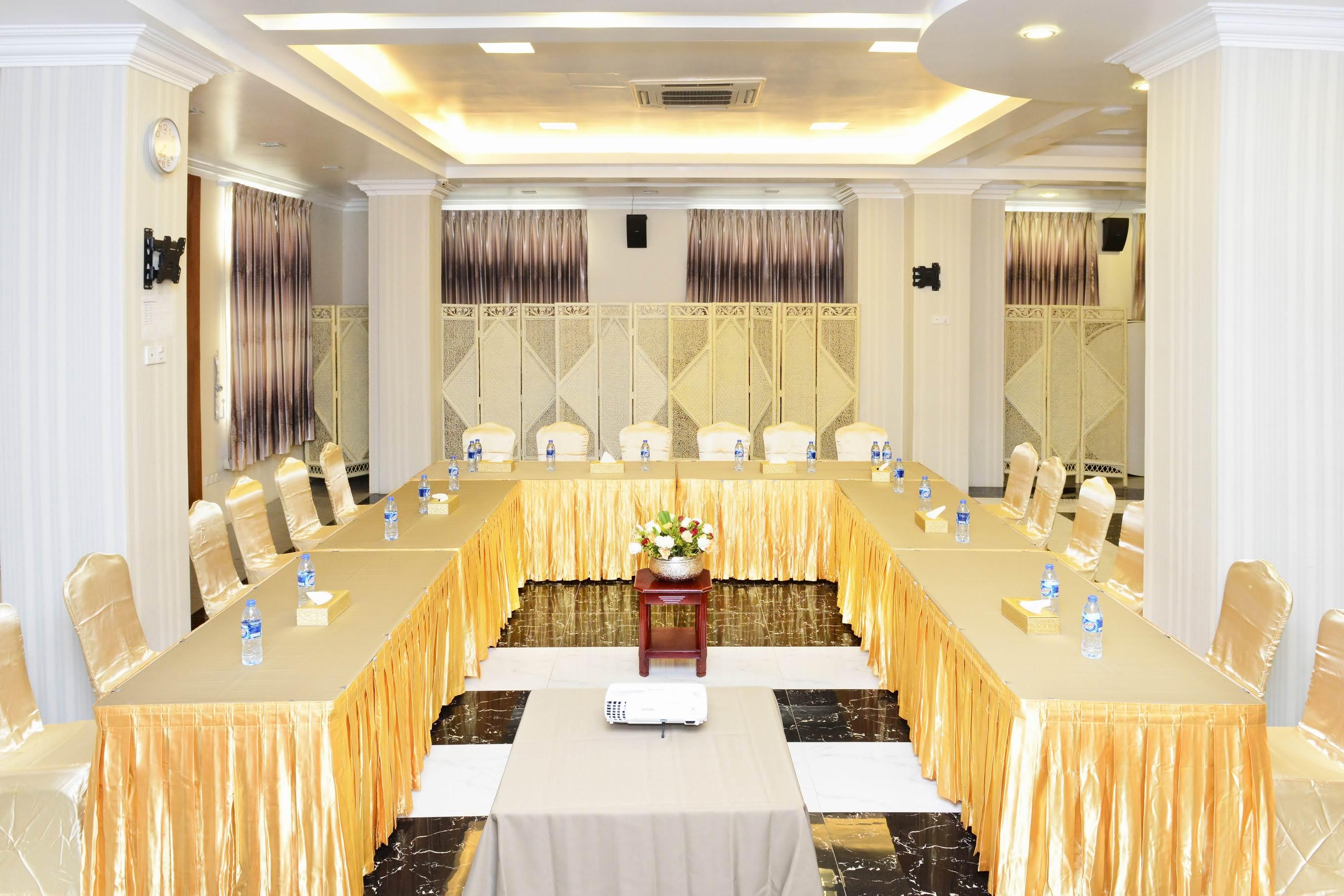 Grand United - Ahlone Branch
