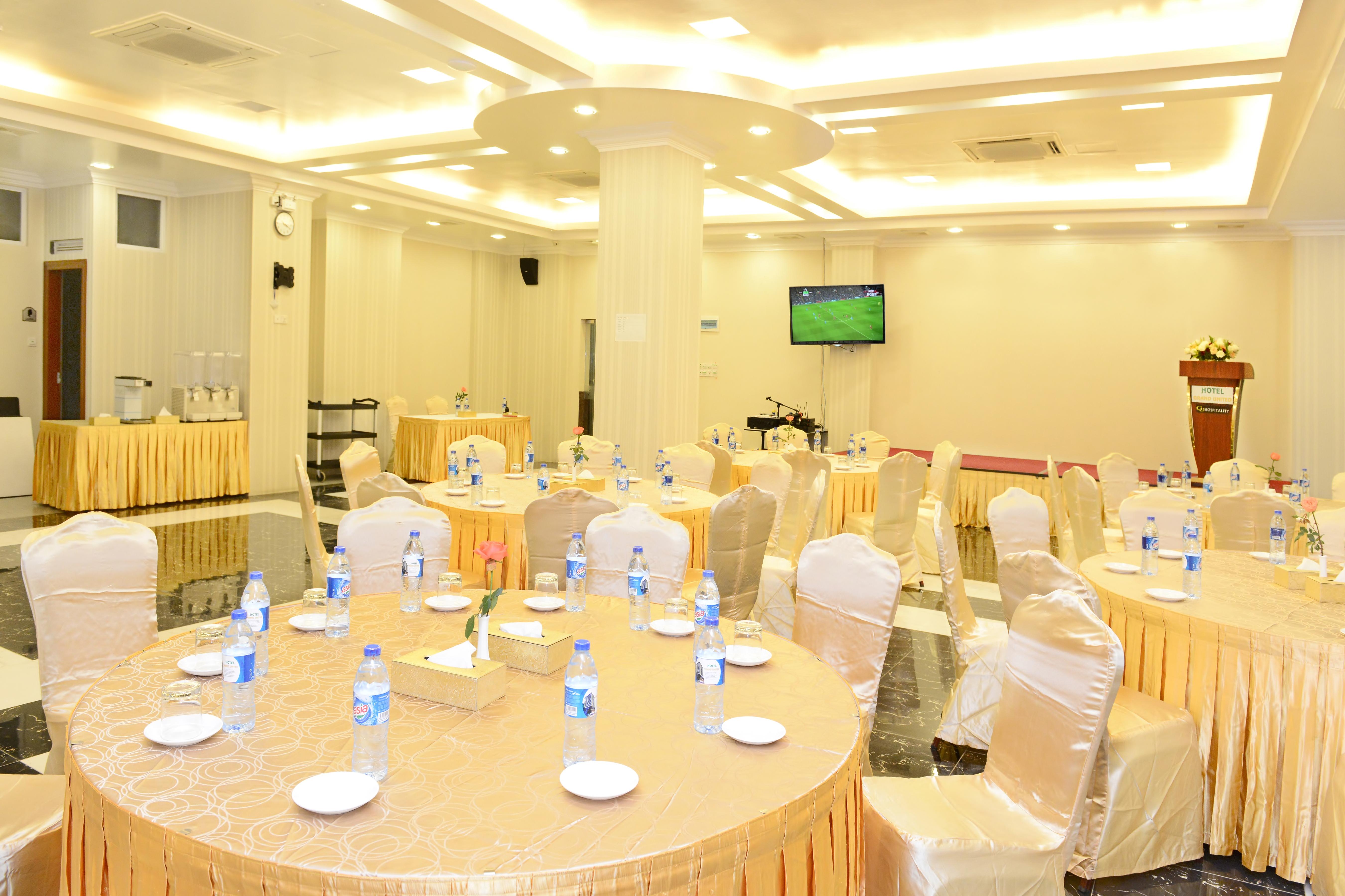 Hotel Grand United - Ahlone Branch Yangon