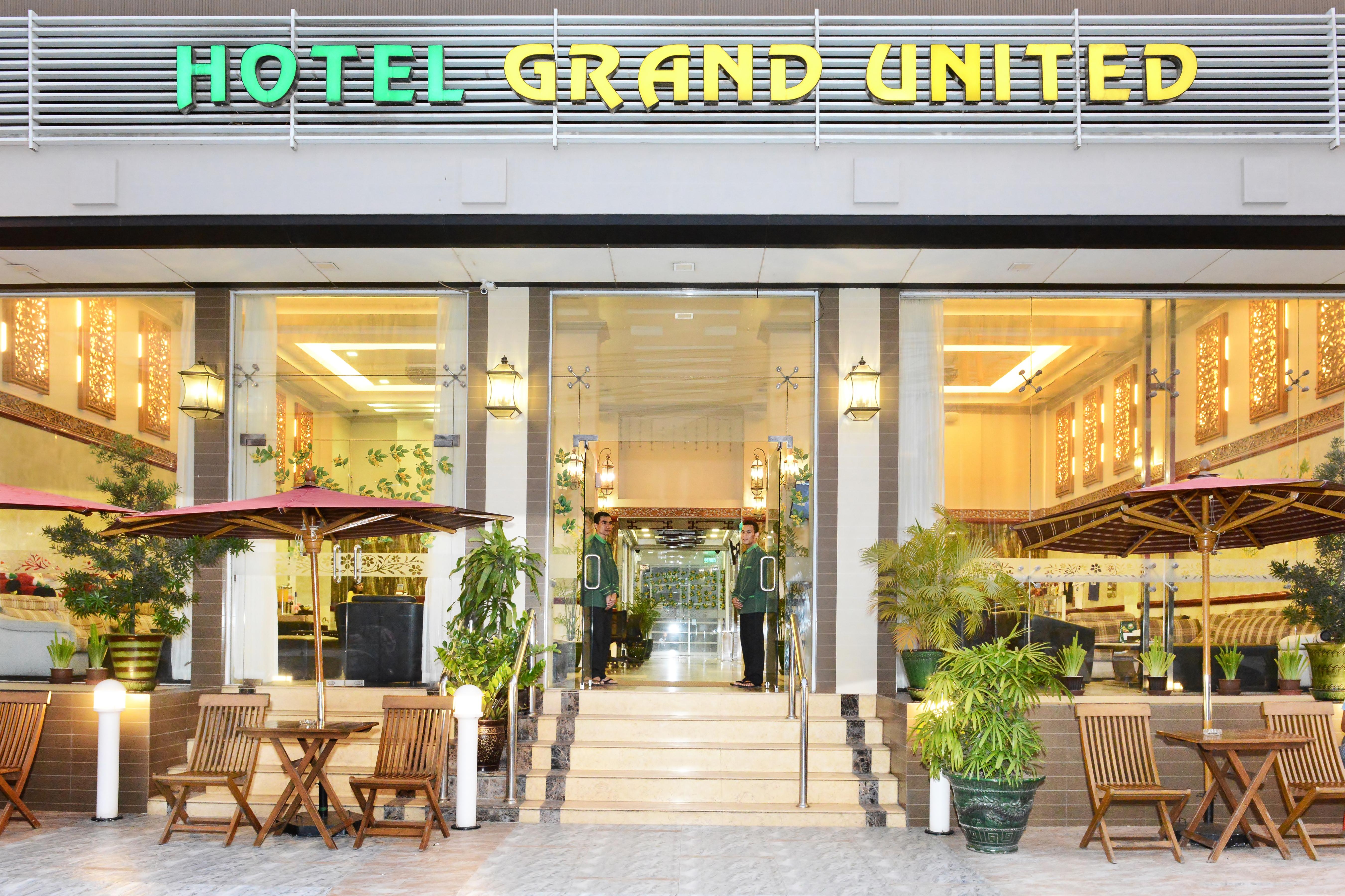 Grand United - Ahlone Branch Hotel 4*
